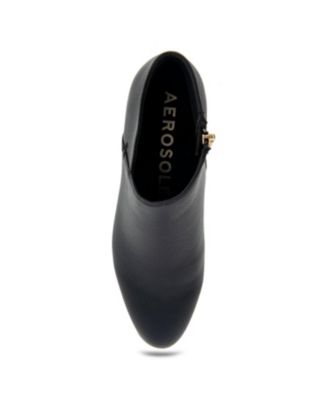 Women's Cayu Ankle Boots