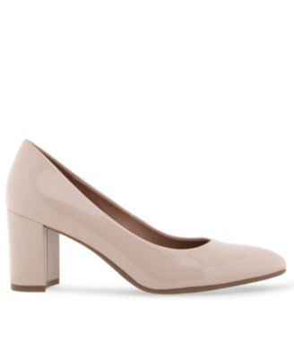 Women's Betsy Pumps