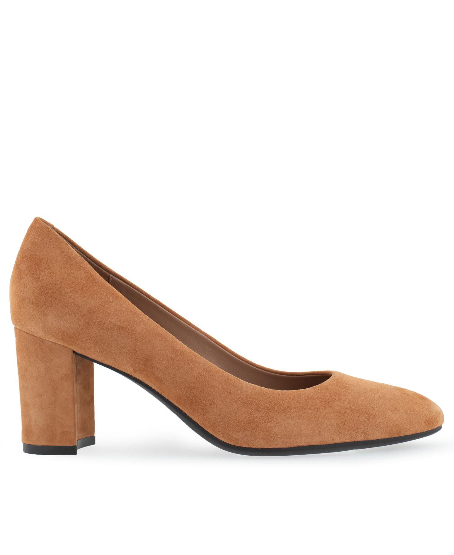 Women's Betsy Pumps