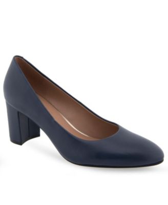 Women's Betsy Pumps