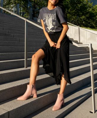 Women's Tabbie Pointed Toe Block Heel Dress Booties