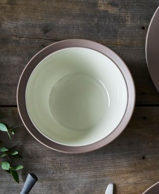 Colorwave Curve&nbsp;Set Of 4  Soup/Cereals, 7", 22 Oz.