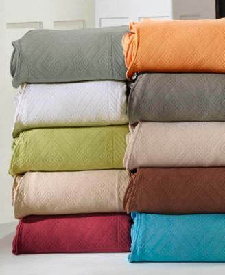 Geometric Fret Textured Jacquard Matelasse All-Season 3-Piece Bedspread Set, King