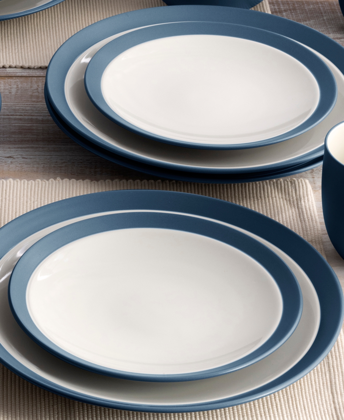 Noritake Colorwave CurveSet Of 4 Salad Plates, 8-1/2