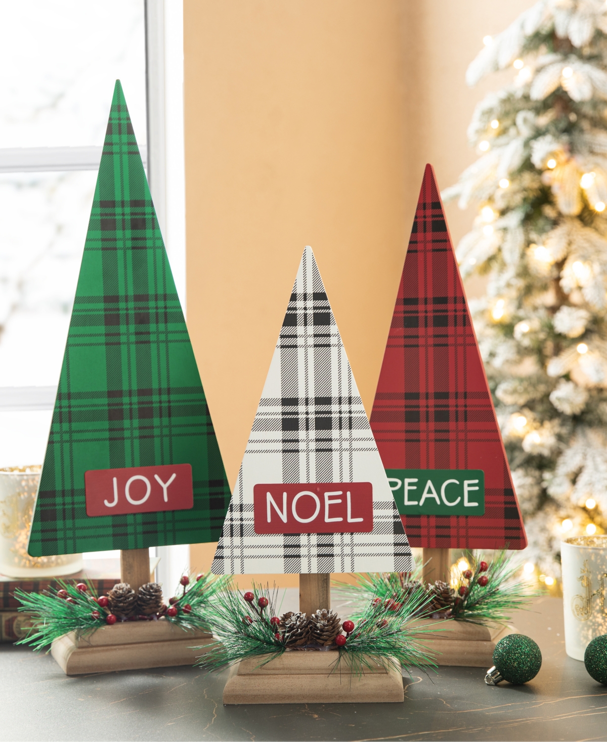 Shop Glitzhome Set Of 3 Wooden Christmas Plaid Table Tree In Multi