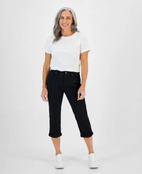 Petite Mid-Rise Curvy Roll-Cuff Capri Jeans - Deep Black