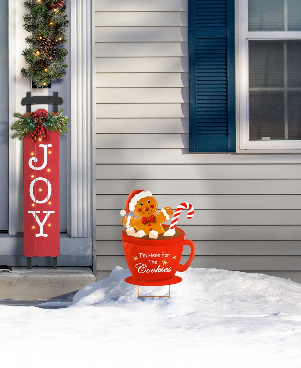 Glitzhome H Metal Gingerbread Man in Coffee Mug Yard Stake