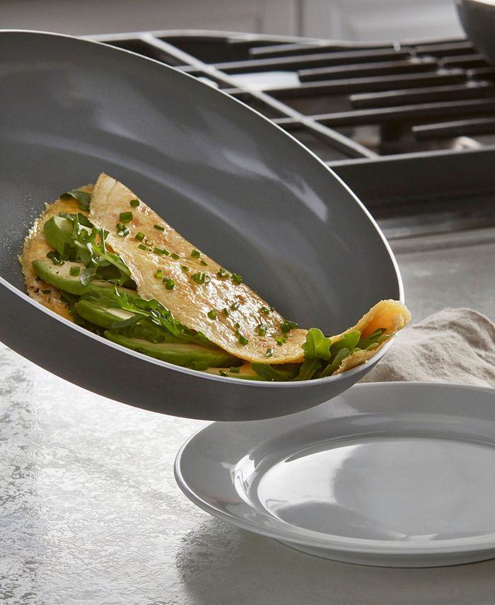 Calphalon Classic Oil-Infused Ceramic 12-Inch Fry Pan with Cover
