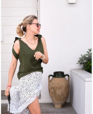 Women's Feel For You V Neck Top