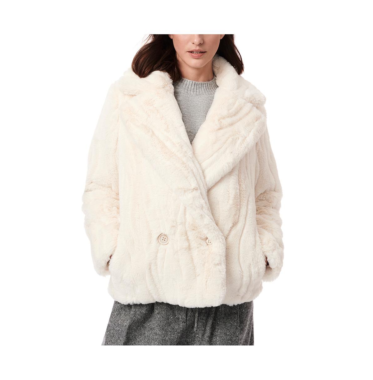Women's Grooved Faux Fur Jacket - White