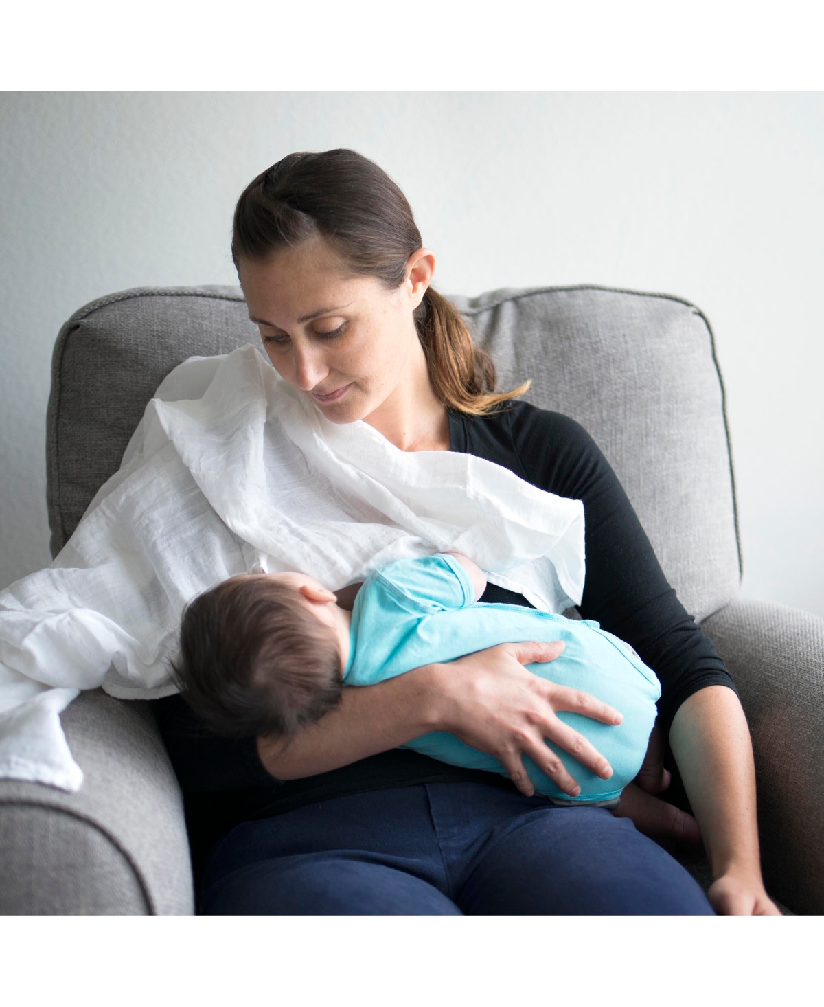 green sprouts Baby Boy and Girl Muslin Swaddle Blanket Pack of 2