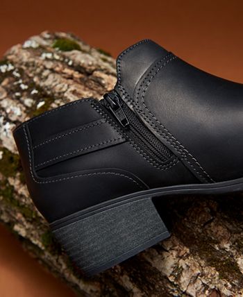 Clarks hot sale booties macys