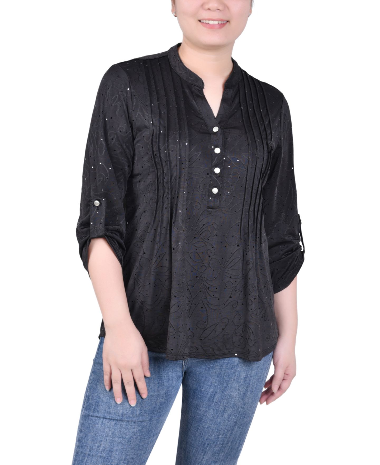 Женский топ NY Collection Petite 3/4 Sleeve Roll Tab Y Neck, цвет: Чёрный — фото 1