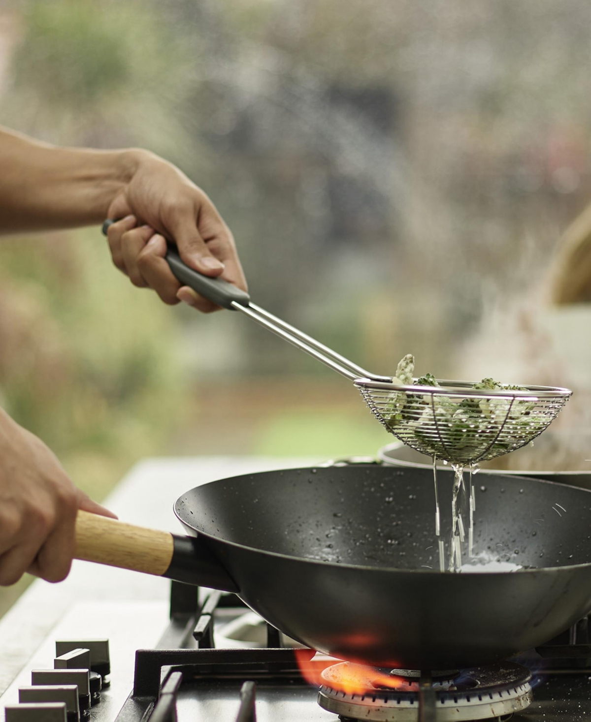 Joseph Joseph Nest Fusion Compact 3-piece Wok Silicone Turner, Silicone Spoon And Wire Skimmer Set In Black