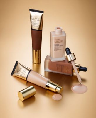 Retailer Estee Lauder massicra