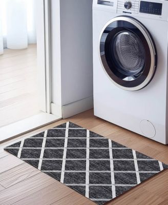 York Washable YO1 1'8" x 2'6" Area Rug