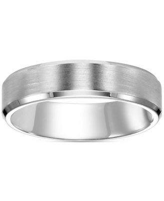 Men's Comfort Fit Brushed Finish Bevel Edge Wedding Band in Platinum