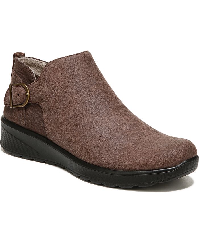 Macys womens hot sale shoes bzees