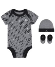 Newborn baby hotsell jordan clothes