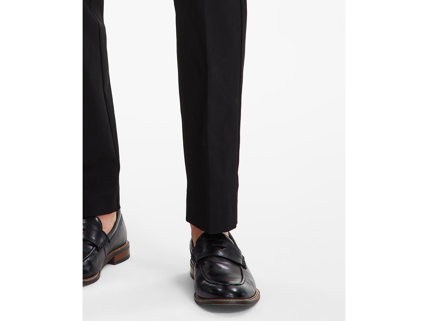Мужские брюки Tommy Hilfiger Modern-Fit TH Flex Stretch Solid Performance, цвет: Чёрный — фото 6