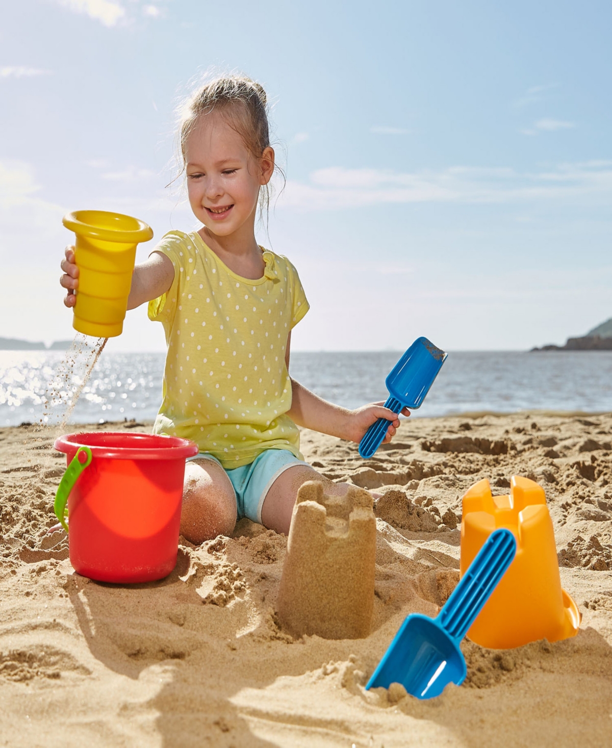 Hape 5-in-1 Beach Set Water Toy In Multi