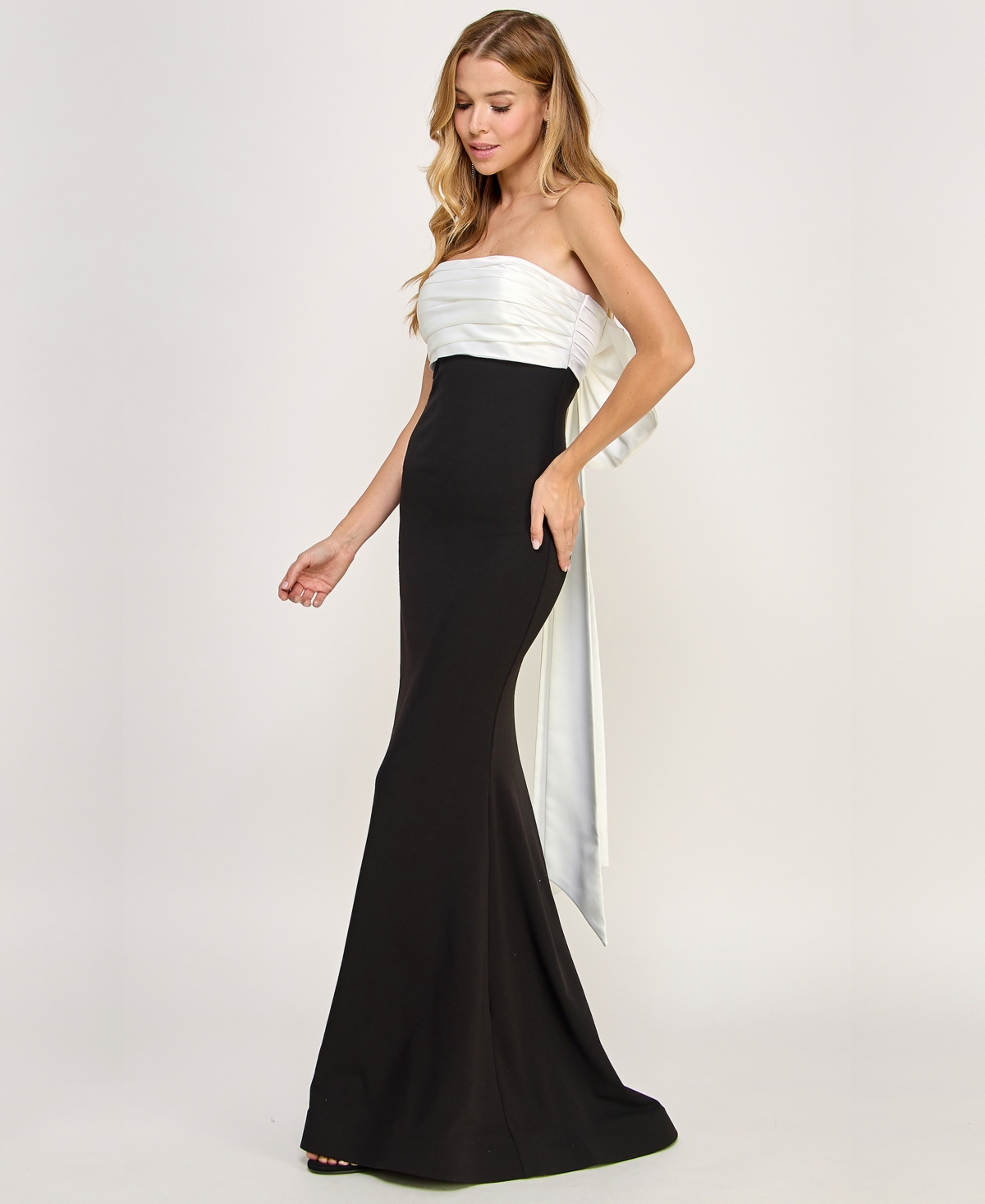 Shop City Studios Juniors' Back-bow Contrast Mermaid Gown, Created For Macy's In Ivory,black
