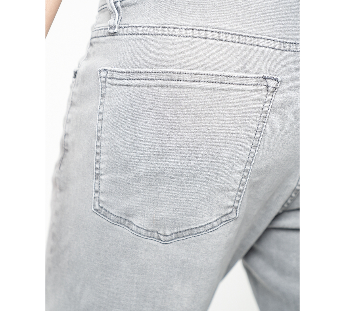 Shop Lazer Men's Slim-fit Five-pocket Jeans In Knox