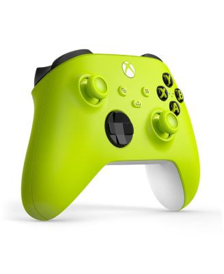 Series X/S Controller with Protective Silicone Sleeve