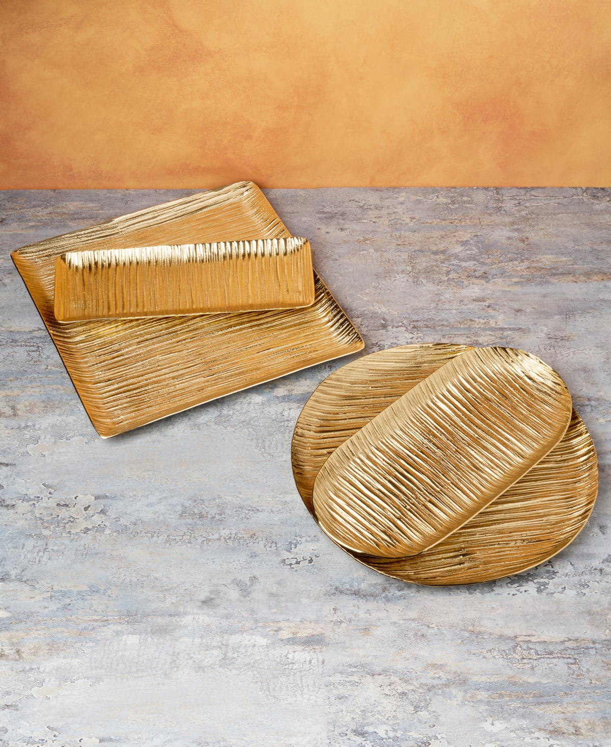 Godinger Square Textured Aluminum Tray L x W