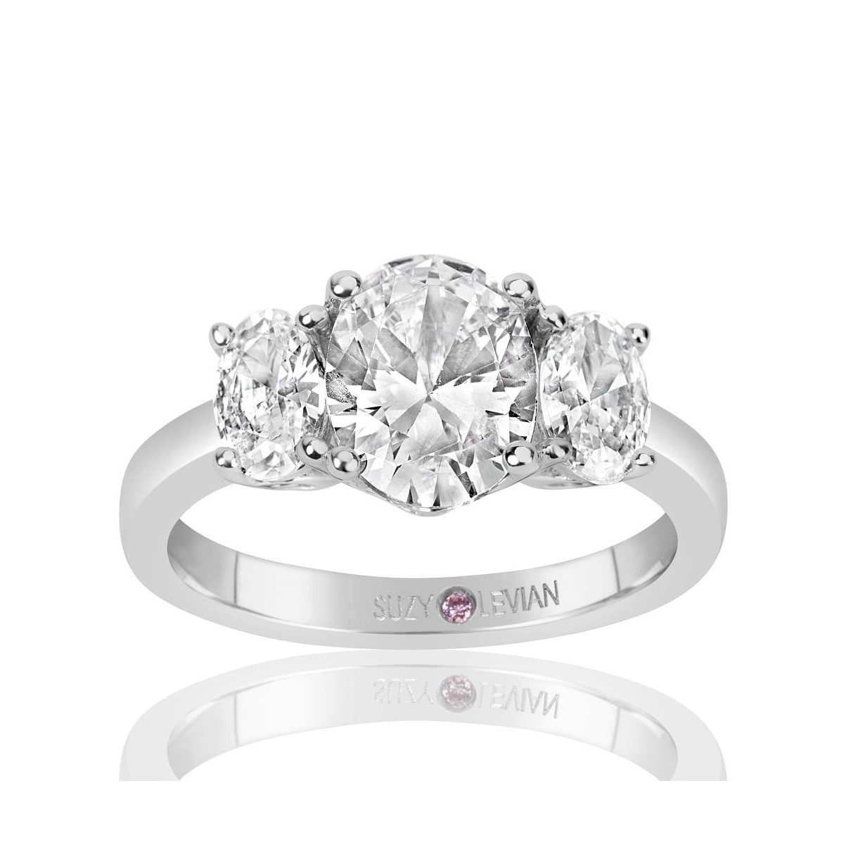 Украшения Suzy Levian New York Suzy Levian Sterling Silver White Oval Cut Cubic Zirconia 3-Stone Center Stone Ring — фото 1