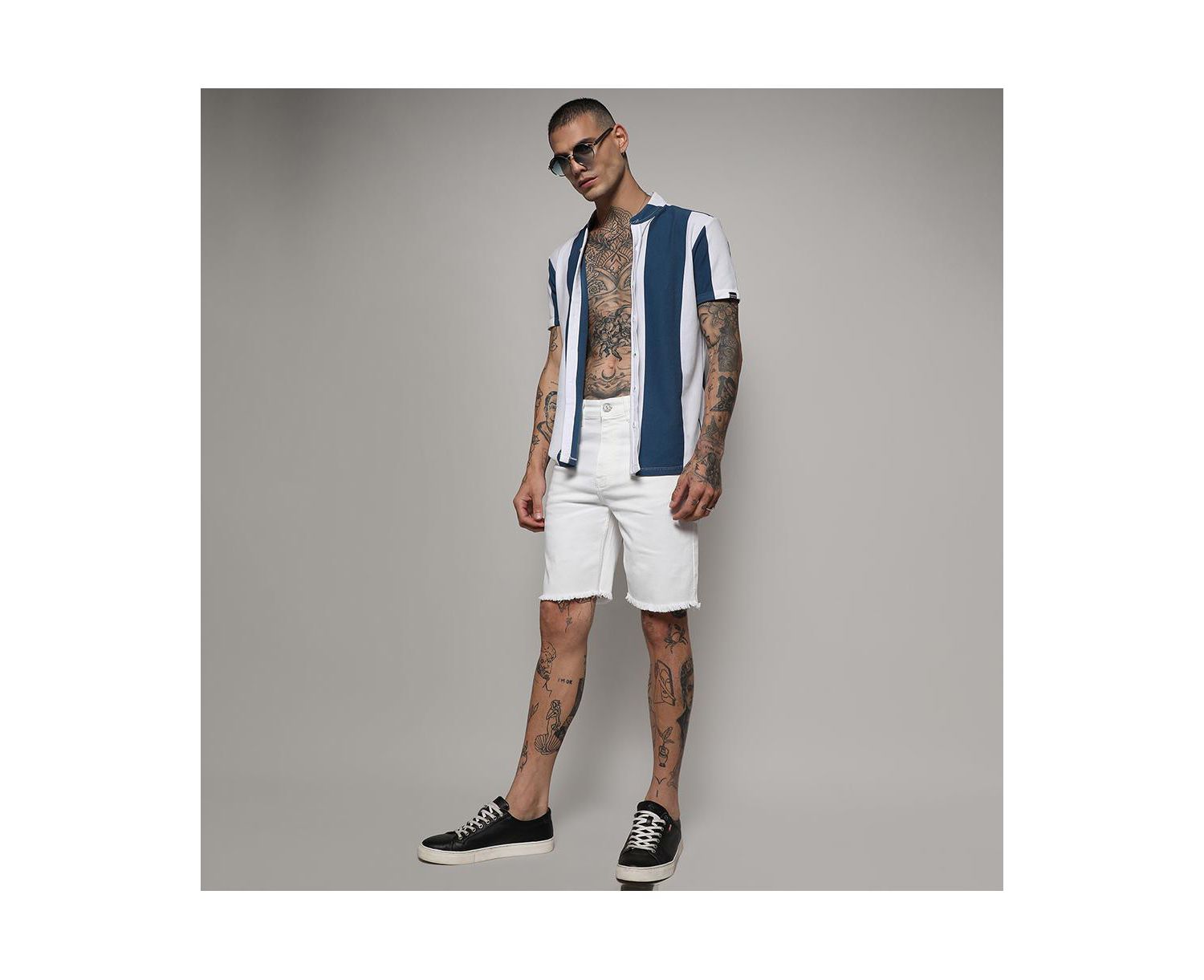 Men's Knitted Blue Vertical Striped Shirt