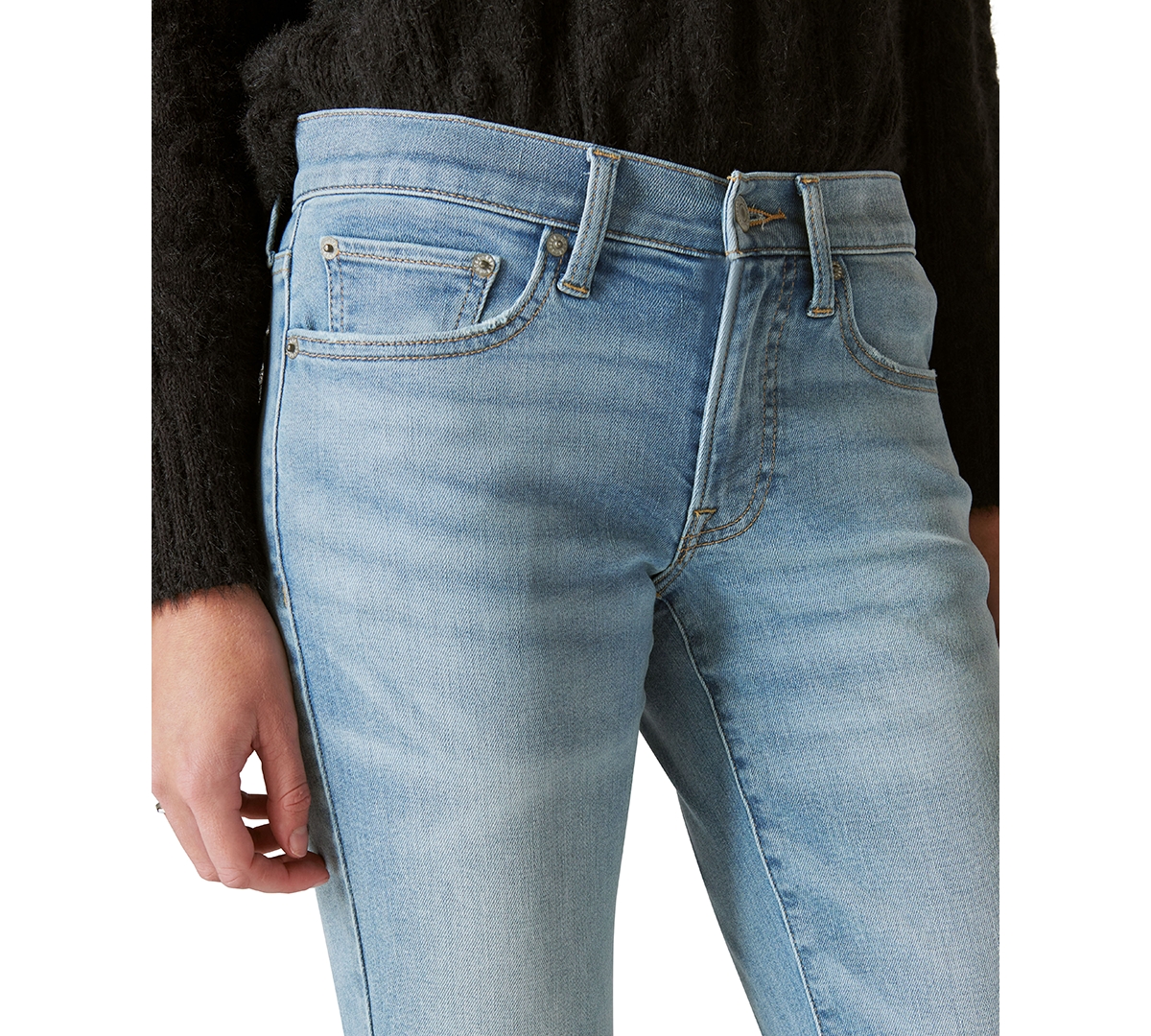 Shop Lucky Brand Women's Sweet Crop Mid-rise Jeans In Darwin Ct