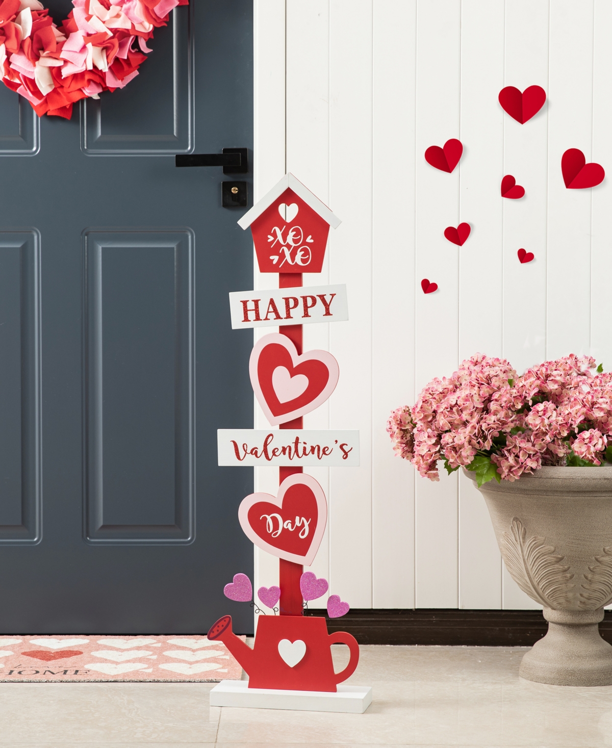 Glitzhome 35.75" H Valentine's Wooden Heart Love House Porch Decor In Multi
