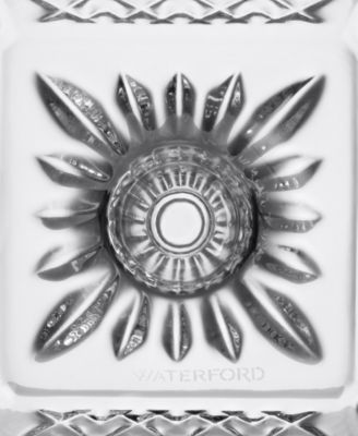 Lismore Square Ring Holder