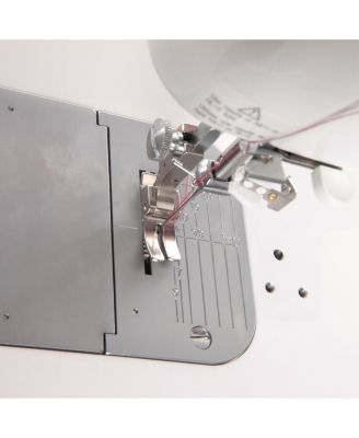 TL-2000Qi Mechanical Sewing and Quilting Machine