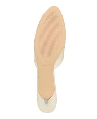 Nine West*きれいなシルエット*ピンヒール*ミュール/Luvlie Nine West Women's Luvlie Bridal Satin Peep Toe Kitten Heel