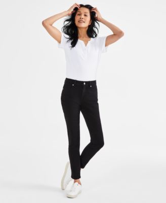 Women's Mid-Rise Curvy Skinny Jeans