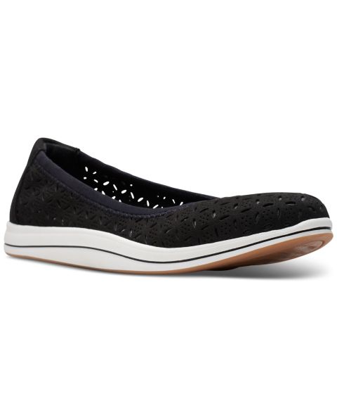 Женские балетки Clarks Cloudsteppers Breeze Roam с перфорацией, цвет: Чёрный