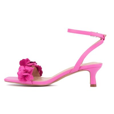 Women's Gwendolyn Kitten Heels