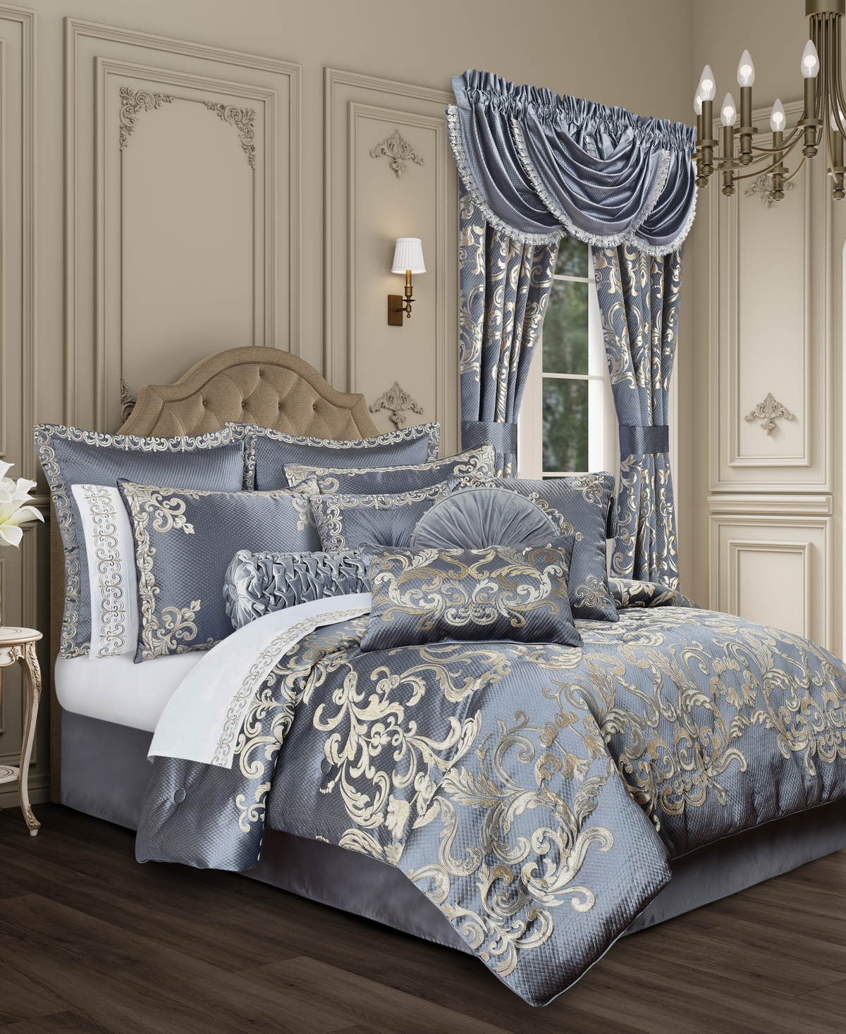 J Queen New York Dicaprio 4 Pc. Comforter Set, King In Powder Blue