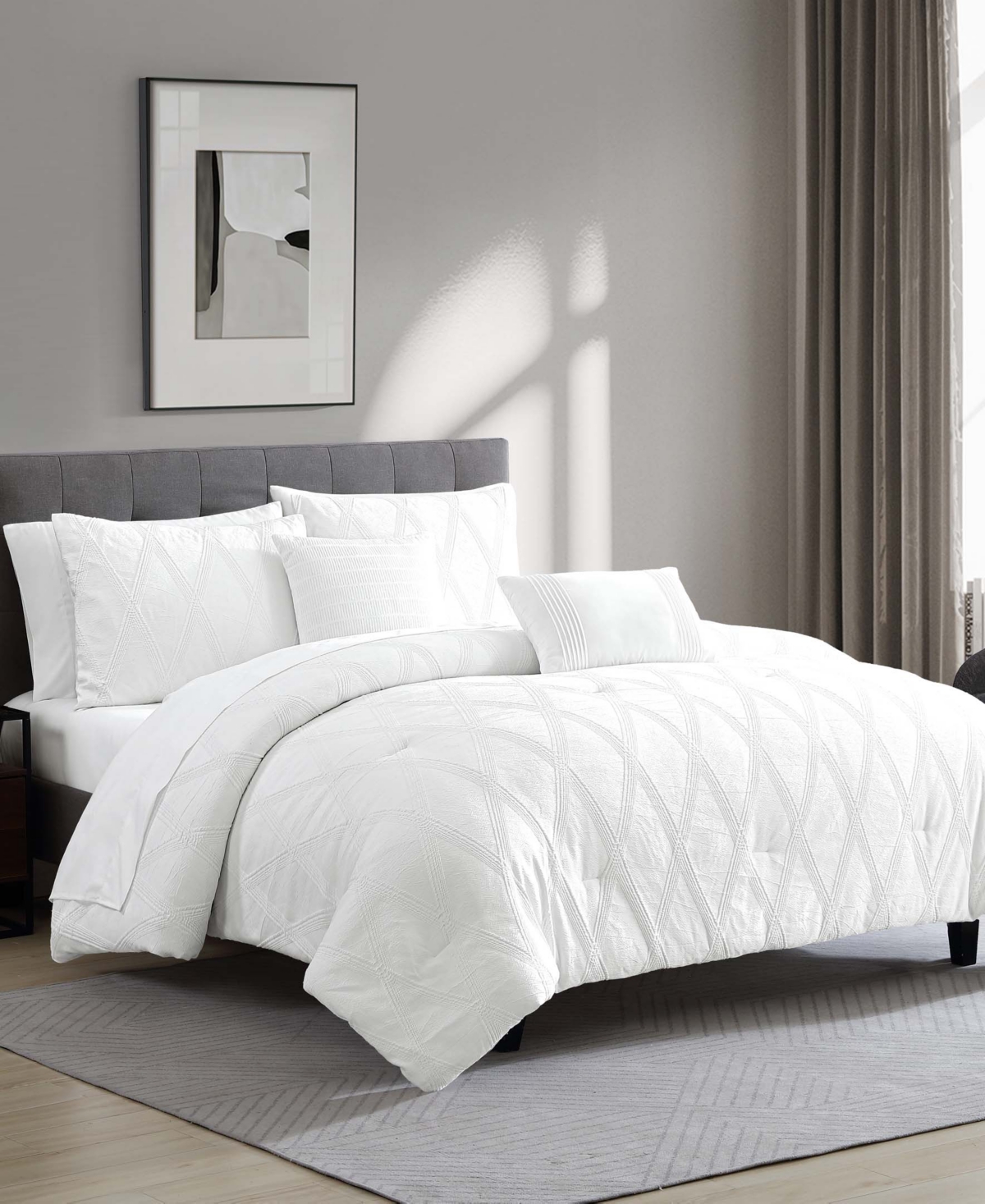 Hallmart Collectibles Goranna 9-pc. Comforter Set, Queen In White