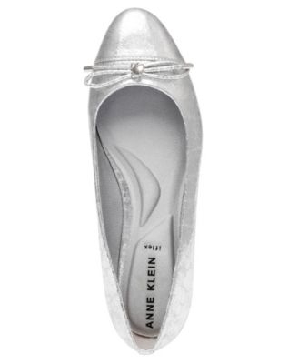 Women's Luci Cap Toe Ballet Flats