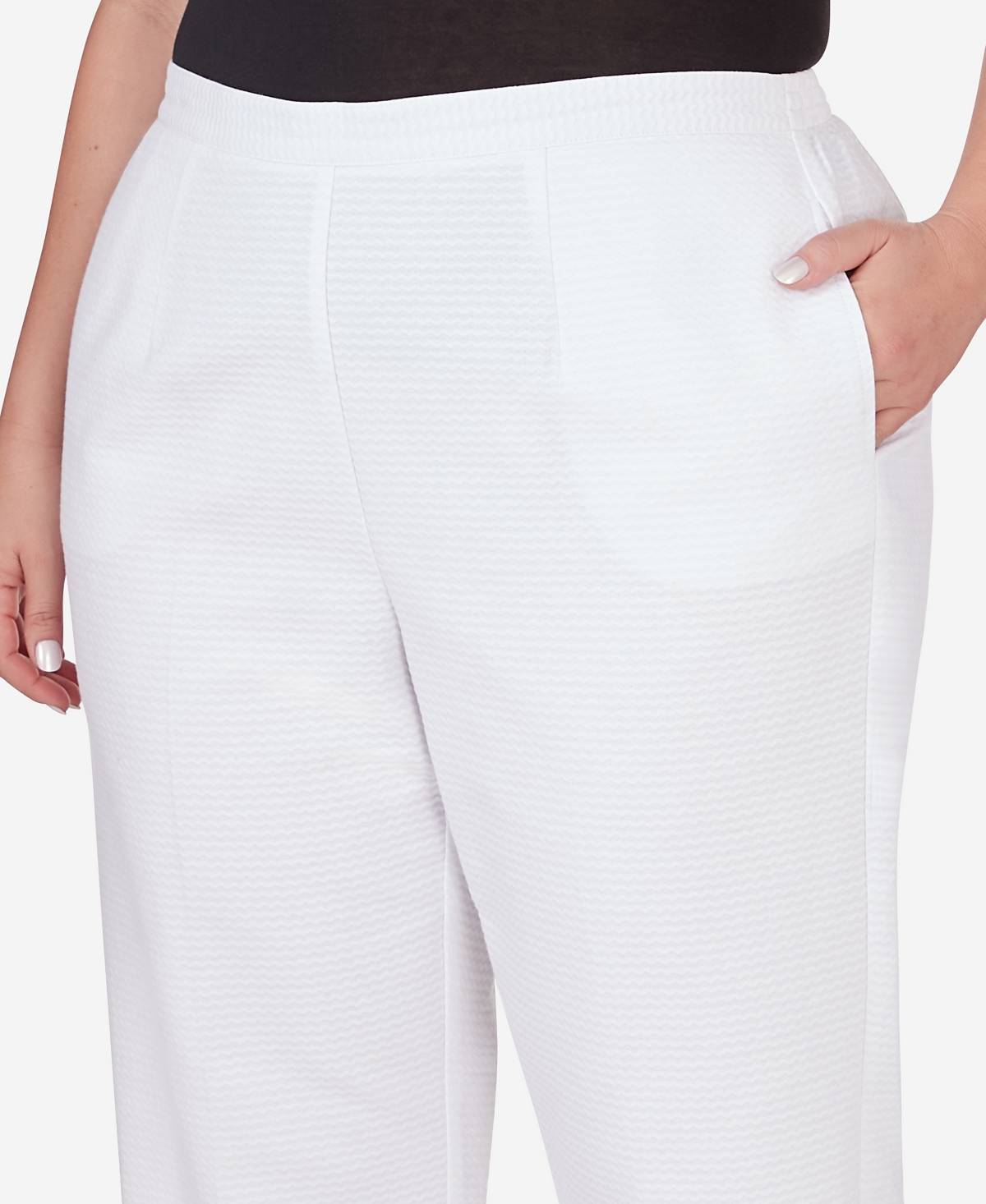 Alfred Dunner Plus Size Charleston Textured Zig Zag Capri with Pockets