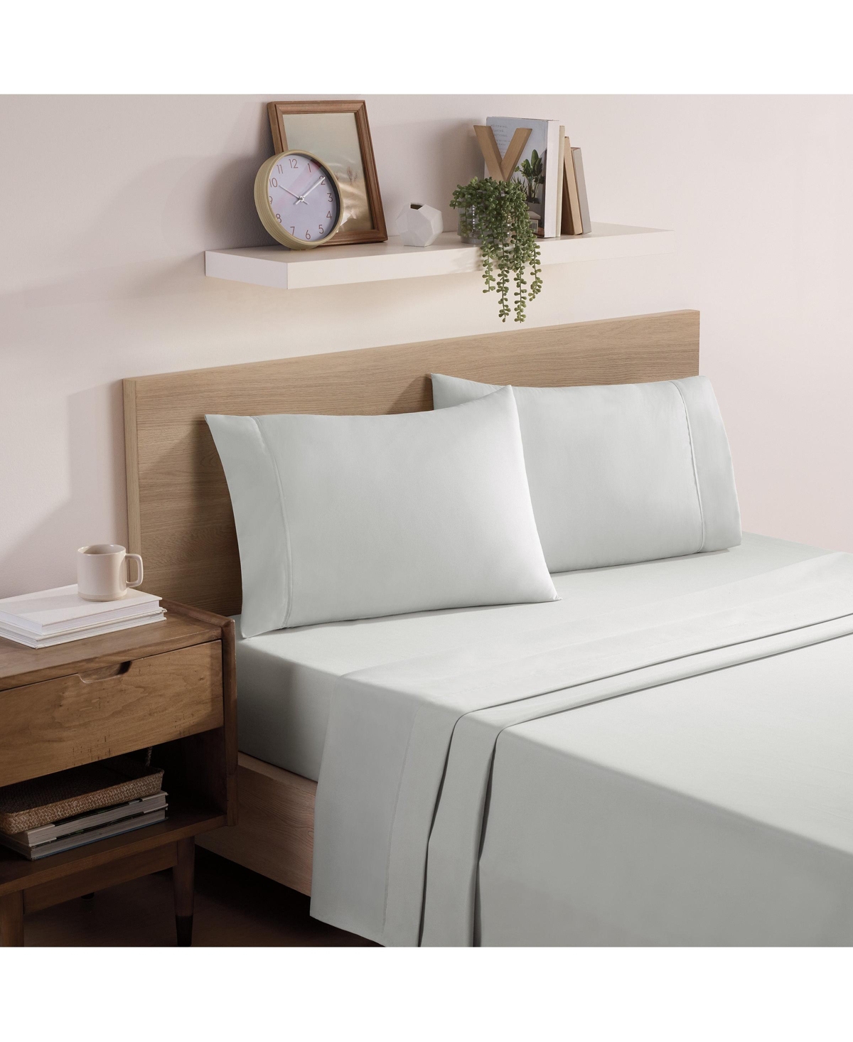 Host & Home Bulk Fitted Microfiber Sheets