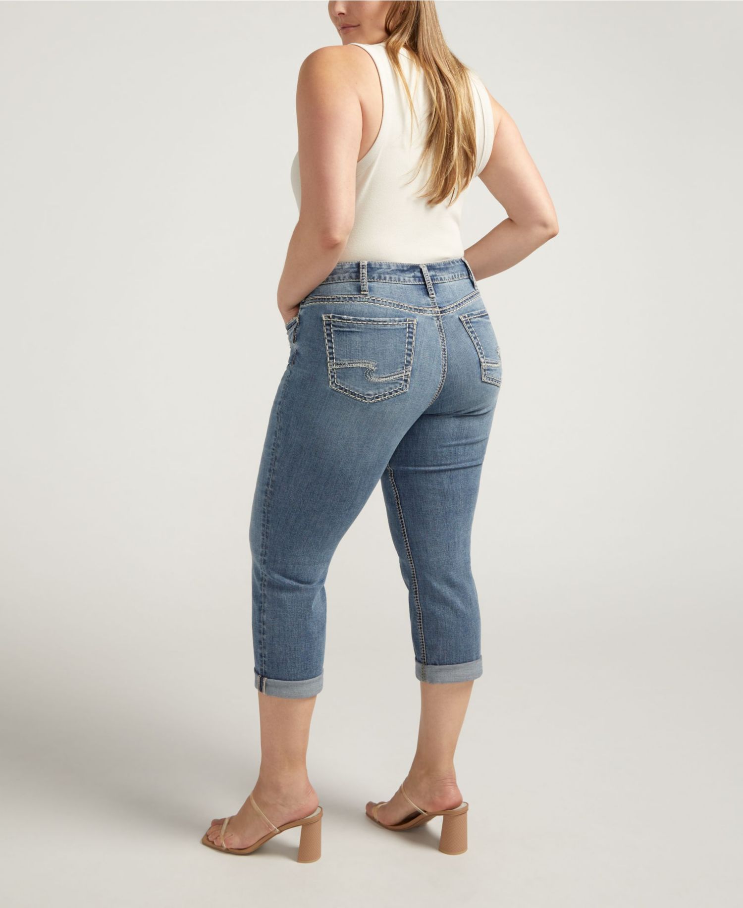 Plus Size Suki Mid Rise Curvy Fit Capri Jeans
