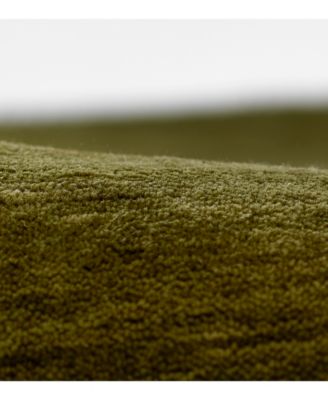 Iris IR-01 5' x 8' Area Rug