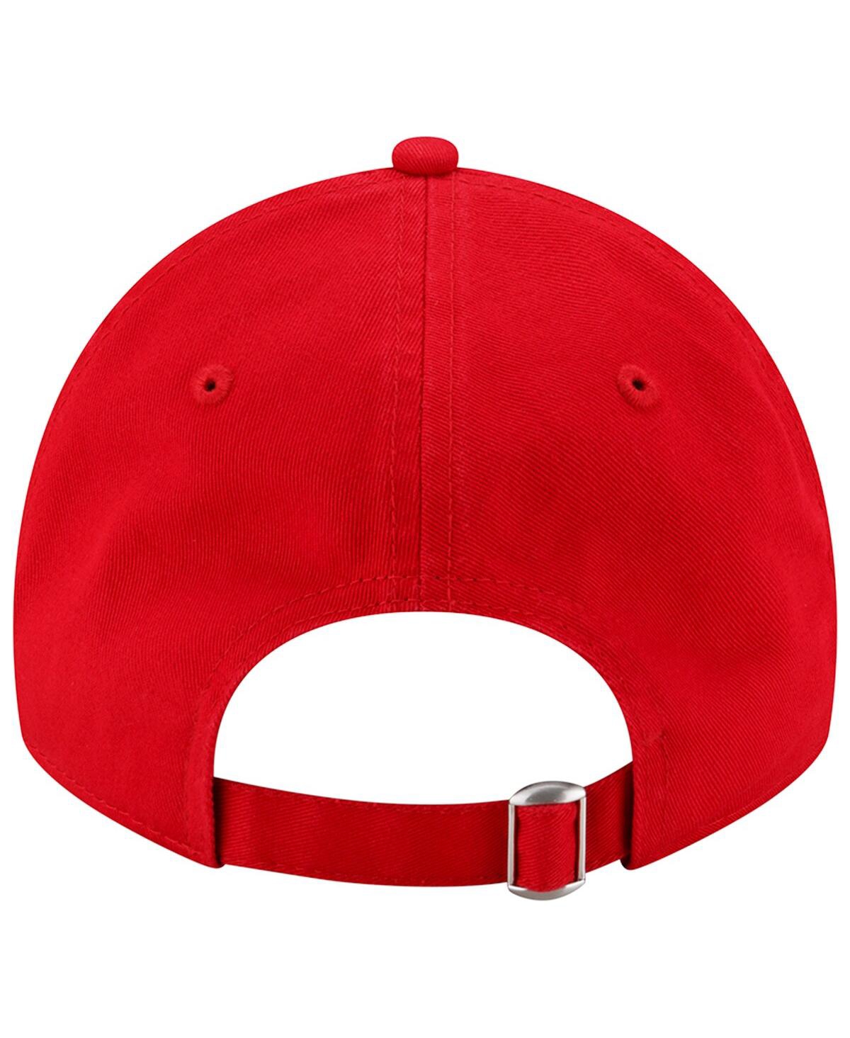 Shop New Era Men's  Red Tampa Bay Buccaneers Distinct 9twenty Adjustable Hat
