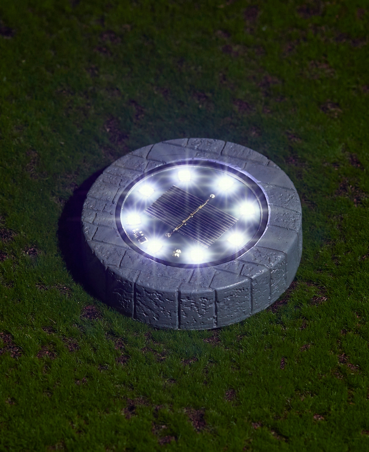 Glitzhome 5.25" H Set Of 4 Resin Solar Powered Disk Light Or Outdoor Pathway Light Or Ground Light In Multi