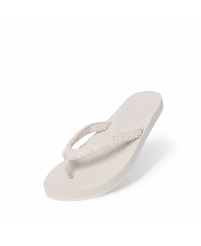Macy's womens flip flops store