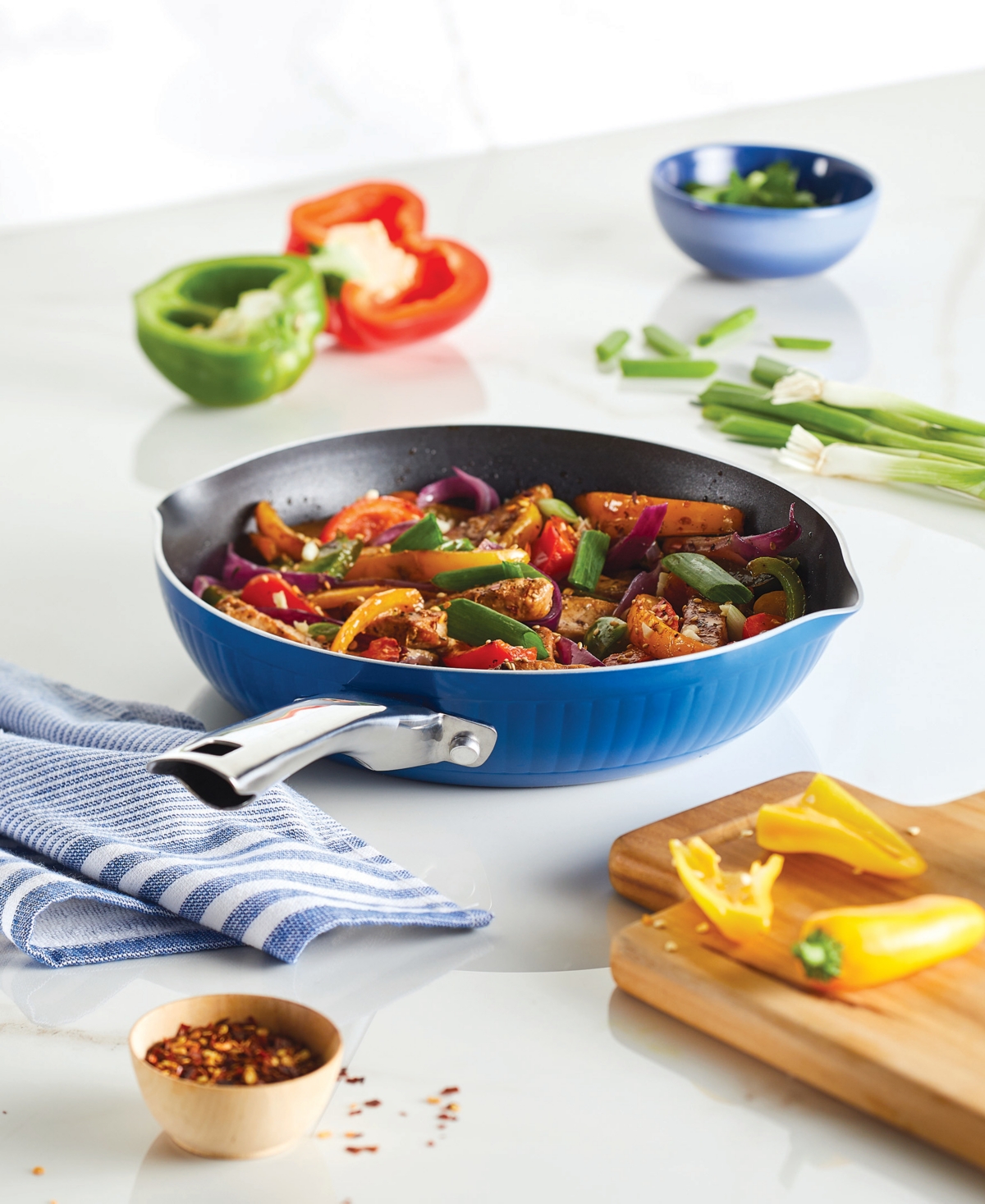 Farberware Style Aluminum 10" Nonstick Frying Pan In Blue